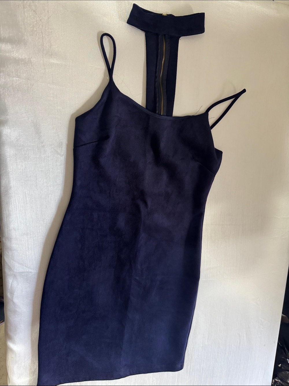 Chic Navy Midi Bodycon Dress with Choker Strap/0046